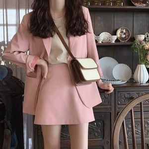 Werk jurken Preppy Style Pink Mori Girl Blazer Set Elegant Solid Color Two Buttons Coat and Short Skirt 2pcs For Women Herfst Holiday