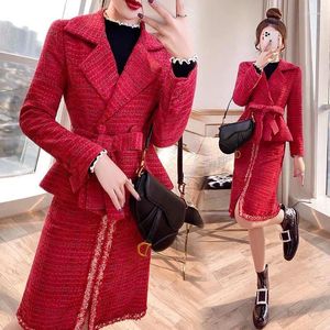 Werkjurken Red Suits Dames Winter Lace Rapel Coat Split rok Tweedelende sets vrouwelijk feest uit het oog van hoge kwaliteit