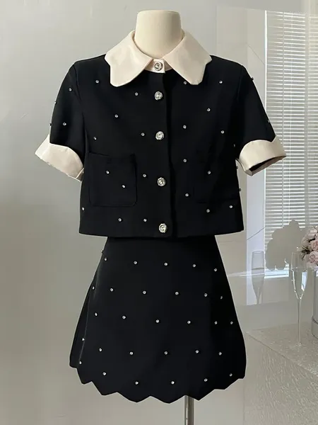 Robes de travail Petit parfum Mode Diamant Brodé Flares Manteau à manches courtes Femme Slim Taille haute Jupe Deux pièces Ensemble 2023 Été