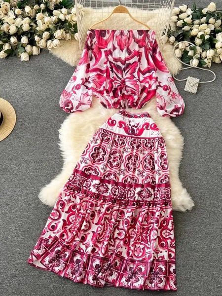 Vestidos de trabajo Verano Bohemio Rojo y Blanco Porcelana Conjunto de dos piezas Sexy fuera del hombro Top de gasa Flor Impreso Maxi Falda Trajes