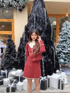 Werkjurken Zoete kerst geruite jas Rok Tweedelige set Dames Koreaanse poppenhals Kant Patchwork Mode Slank Winterfestival Vrouwelijk pak