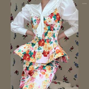 Robes de travail Sweet Full Print Flower Ruffle Suspender Top Taille Haute Mid-Glaf Jupe Set Designer Marque Printemps Vacances Mode Femmes Vêtements