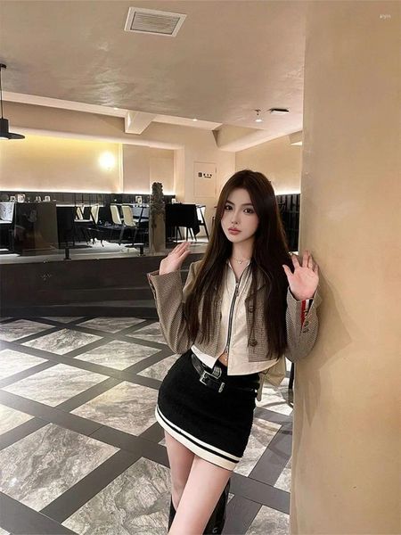 Vestidos de trabajo Temperamento Fragancia Set de tres piezas Mujeres Camisa de abrigo animado Falda Celebración Slim Splice Waist Fashion Korean Wear Autumn