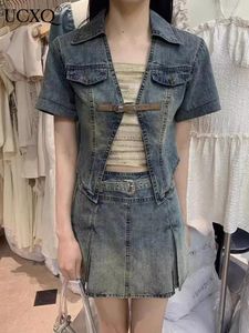 Werkjurken UCXQ Y2K Fashion All Match Denim Jacket Camisole Tailleband A-Line Short Rok Three Piece Set Women 2024 Spring Summer A8265