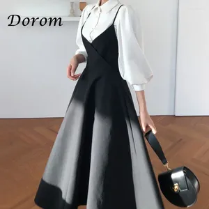 Robes de travail Vintage Black White Robe Femmes Two-Piece SetS Spring Coréen Elegant V-Col à col A-Line Suisse de chemise à col de rotation