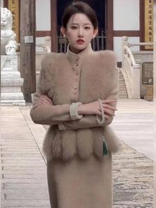 Robes de travail Femmes 2024 Automne Hiver Mode 2 pièces Ensemble Style Chinois Jupe En Laine Costume Grande Fausse Fourrure Amovible Veste Top Jupes Midi