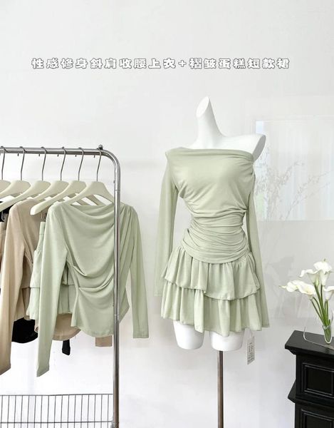 Vestidos de trabajo Camiseta de manga larga vintage a juego de verde vintage con mini falda y2k elegante ropa de 2000 verano 2024