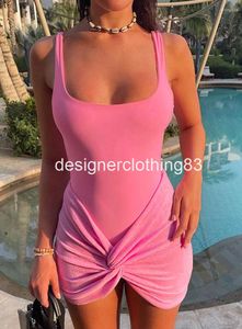 Werkjurken Dames Sexy Mouwloze Body's Tanks Tops En Minirokken Tweedelige Sets Cluboutfits Feest Street chic 2024 Zomer Roze