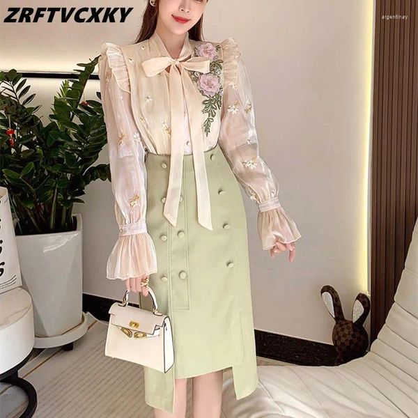 Vestidos de trabajo Mujeres Summer elegante Set de falda de dos piezas Fashion Bordado Bordado Bow Lace-Up Camisa Top Bag Chic Hip Traje verde irregular