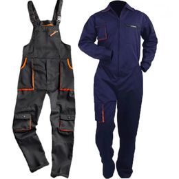 Travail uniformes globaux hommes femmes travaillant couvercles de soudage