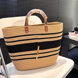 Sac fourre-tote tissé concepteur sac de paille Sac de plage d'été Bamboo joints sac à main pour femmes sac à bandoulière sac de week-end sac de vacances sac de voyage