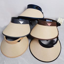 Visières tissées Chapeau Desginer Herbe Tresse Chapeaux Casquette D'été Casquettes pour Femmes Hommes Plage Casquette À Visière Tricotée Casquette De Baseball Pour Femmes Sac De Costume Accessoires Pour Hommes