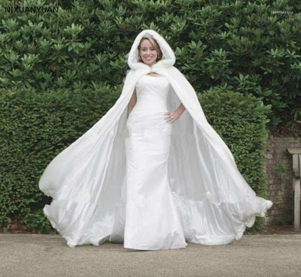 Wraps 2022 Cape de mariage d'hiver Cape à capuche avec garniture en fourrure longue veste de mariée Halloween pour Noël blanc ivoire