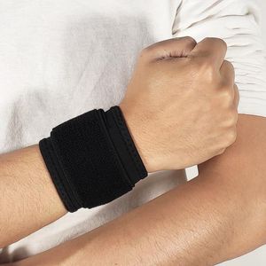 Support de poignet 1 Pc Portable enroulement garde Anti-entorse pression haltérophilie bras coussinets pour hommes femmes antidérapant réglable