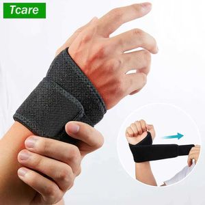 Polssteun 1PC Carpaal tunnel Polssteunbrace Verstelbare polsband Omkeerbaar voor Sportbescherming/Tendinitis/Carpale tunnel/artritis YQ240131