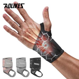 Wrist Support AOLIKES 1PCS Compression Wrist Brace for Carpal Tunnel Relief Light Support Adjustable Wrist Guards Fit Right Left Hand for Work zln231115