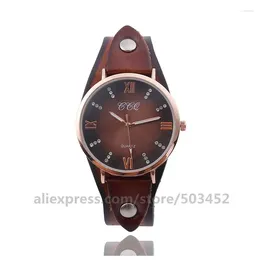 Horloges 100 stks/partij CCQ 92023 Relojes Para Mujer Casual Lederen Analoge Quartz Erkek Kol Saat Fabriek Prijs Horloge