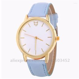 Montres-bracelets 100 pcs/lot pas de Logo Simple Dail PU ceinture montre belle qualité Quartz élégance dame montre-bracelet usine prix horloge