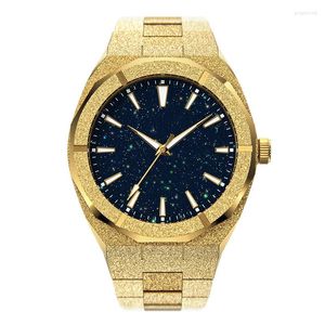 Relojes de pulsera Reloj de pulsera analógico de cuarzo dorado de 18 quilates para hombres Moda de alta calidad Frosted Star Dust Acero inoxidable