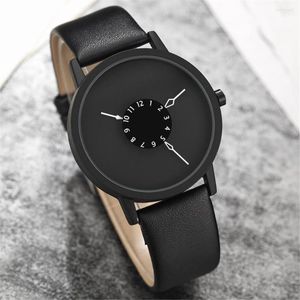 Montreuses à braceletes 2022 Fashion Creative Watches Men Sport décontracté Paidu En cuir Band Quartz Prix Drop Reloj Hombre