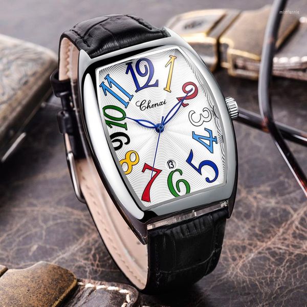Relojes de pulsera 2023 Diseño Tonneau Relojes Hombres Chenxi Moda Números coloridos Cuarzo Cuero Hombres Reloj Hombre