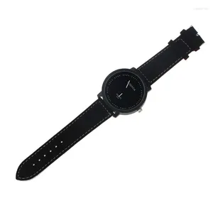 Montres-bracelets 2023 Design Femmes Hommes Quartz Montres Scrub Forest Ceinture Table Style Courbe Belle Montre Noir Rond Mâle Horloge Reloj Dama