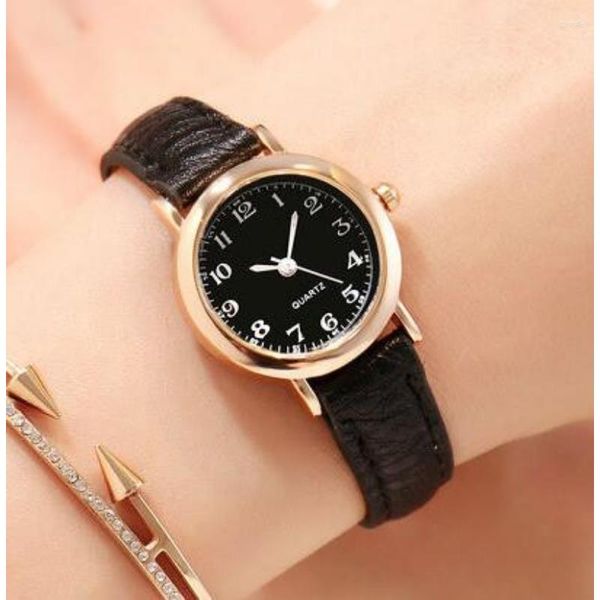 Montres-bracelets 2023 mode décontracté Simple montre femmes exquis petites montres bracelet en cuir Quartz dames baisse de prix