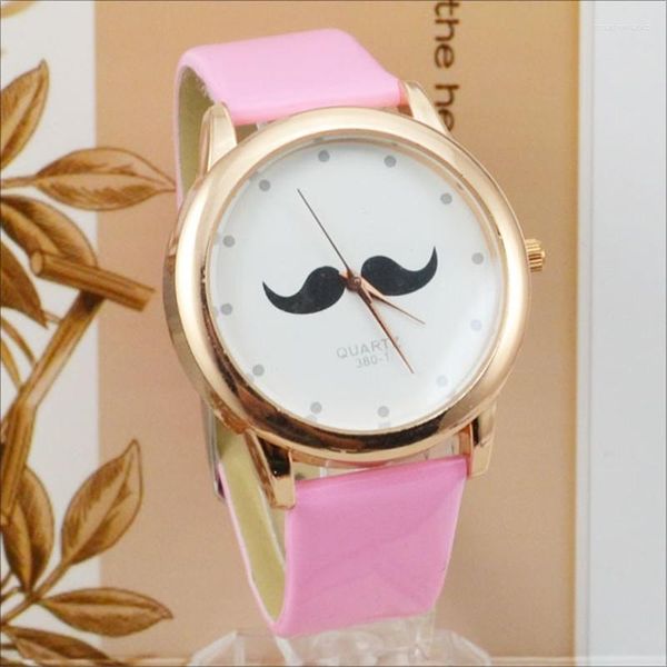 Relojes de pulsera 2023 Moda Cinturón de cuero rosa Bigote Reloj Mujeres Hombres Bonjour Barba Mesa Relogio Quartzo Feminino WOMAGE