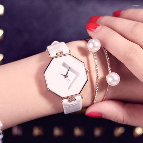 Relojes de pulsera 2023 Relojes de mujer de moda Gem Cut Geometría Cristal Cuero Reloj de cuarzo Vestido Regalos para damas Reloj