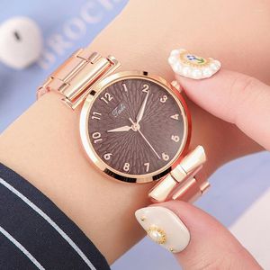 Montres-bracelets 2023 Luxury Femme Bracelet Quartz Montres pour la robe de sport pour les femmes