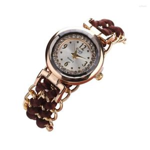 Horloges 2023 Quartz Horloges Voor Dames Textiel Horlogeband Gepersonaliseerde Creativiteit Diamant Kleine wijzerplaat Mode Informeel Feest