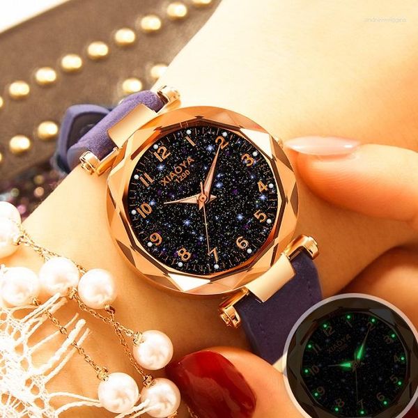 Montre-bracelets 2023 Relogio Femme féminine Fashion Quartz Watch Crystal Star Le cuir bracelet dames Casual Leisure Wrist Watches