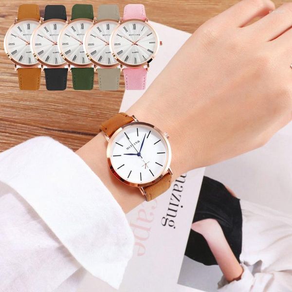 Montres-bracelets 2023 montre femmes mode décontracté en cuir ceinture montres Simple dames analogique Quartz horloge de luxe robe femmes