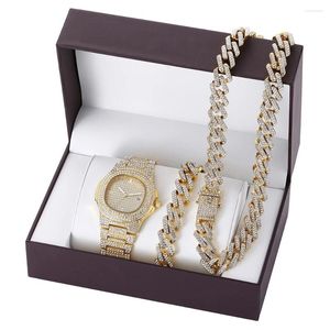 Horloges 2024 Luxe 3 stks/set Mannen Horloge Set Geschenkdoos Hip Hop Cubaanse Ketting Iced Out Ketting Armband Strass bling Sieraden Voor