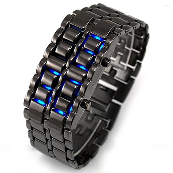 Montres-bracelets 2024 Style de mode Fer Samurai Bracelet en métal Montre LED Heure numérique Montre électronique Relogio Feminino