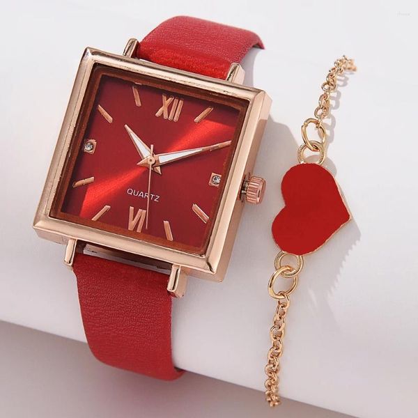 Montre-bracelets 2pcs Luxury et à la mode de montre pour femmes Set Pu Leather Strap Quartz Gift Square Alloy Bracelet