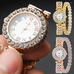 Horloges 2 STKS Luxe Diamanten Horloge Armband Set Vrouwen Quartz Horloges Dames Merk Kristal Jurk Roze Pols Klok Relogio Feminino