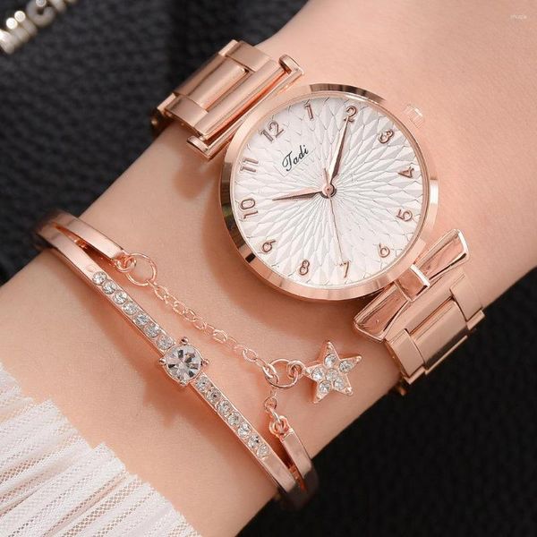 Relojes de pulsera 2 unids / set moda mujer pulsera relojes de cuarzo reloj magnético damas vestido deportivo reloj de pulsera de oro rosa