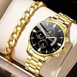 Montre-bracelets 2PCS / Set Men's High Fashion Calendar Steel Strap Quartz Watch and Classic Bracelet Ensemble idéal pour les cadeaux