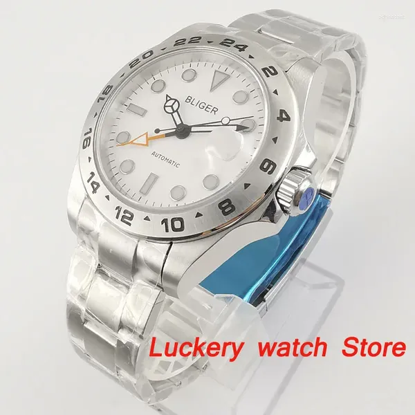 Relojes de pulsera 43 mm Top Luruxy Brand Men Watch White Dial Sapphire Glass Luminoso y función GMT Movimiento de bobinado automático