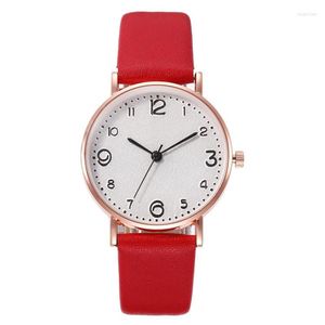 Relojes de pulsera 50 unids/lote relojes de pulsera de cuero de moda reloj de mujer promoción de regalos