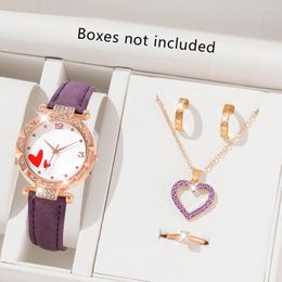 Montre-bracelets 5pcs / set femmes mode Diamond Quartz Watch Purple Heart Patwor Wristwatch and Alloy Chain Jewelry Ensemble