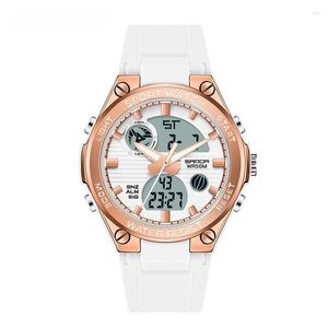 Polshorloges 6067 Lumineuze heren Outdoor Persoonlijkheid Trend Dual -Play Multi -Energy Electronic Watch