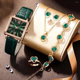 Mujeres de pulsera 6pcs Damas Fashion Simple Star Romanis Romanis Cuero Reloj