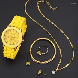 Montre-bracelets 6pcs Luxury Fashion Femmes Regarde des dames simples Silicone Ruban Quartz Watch Collier Boucles d'oreilles Bracelet Cadeaux de bracelet