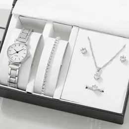 Montre-bracelets 6pcs Warm's Quartz Watch Silver and Jewelry Set Collier Boucles d'oreilles Boucles d'oreilles