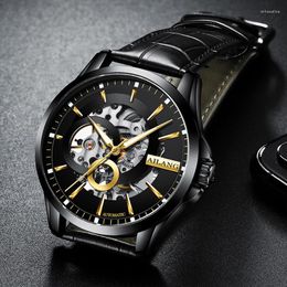 Relojes de pulsera AILANG Reloj auténtico Masculino Tecnología negra Estudiante Tendencia Cinturón de cuero hueco Mecánico para hombres