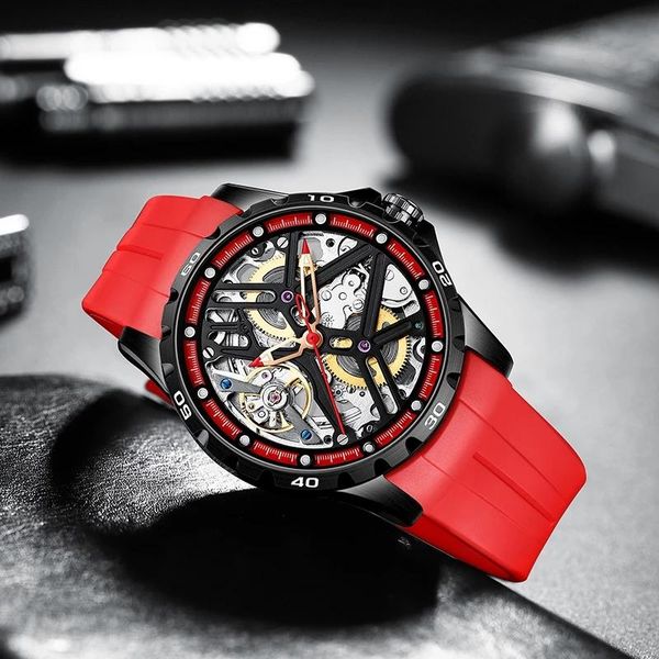 Relojes de pulsera AILANG Hombres Reloj de negocios Luminoso Impermeable Automático Mecánico Hueco Doble volante Correa de cuero Relojes 8826G