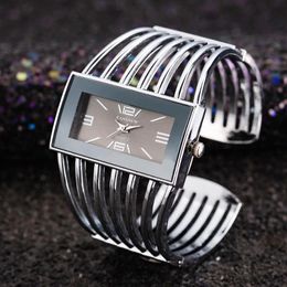 Relógios de pulso Big Face Ouro Prata Cuff Bangle Relógio Feminino Elegante Top Marca Relógios Analógicos de Quartzo Feminino Reloje Mujer Montre Femme Gift