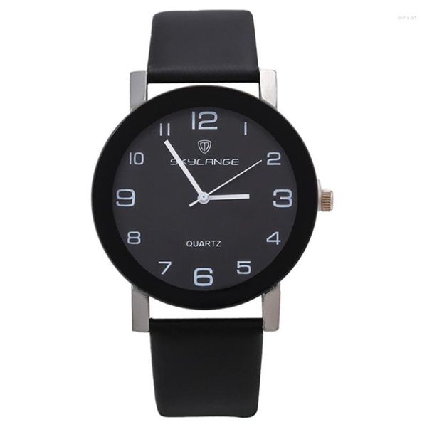 Montre-bracelettes Bracelet Watch Women Fashion Leather Quartz Black Quartz Horaires décontractées Horloge Renogio Feminino 2024